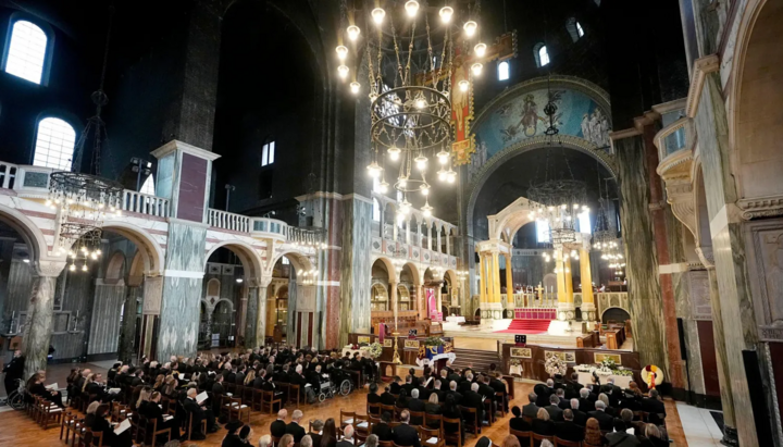 Beerdigung der Herzogin von Kent in der Westminster Cathedral der römisch-katholischen Kirche in England. Foto: BBC
