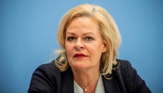 In Bamberg hebt Gericht Urteil gegen Verleger wegen Politiker-Memes auf