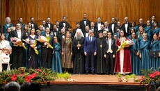 Patriarch Porfirije und das Königshaus beim Neujahrskonzert in Belgrad