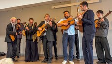 Blini-Fest in Meudon setzte jahrzehntelange Gemeindetradition fort