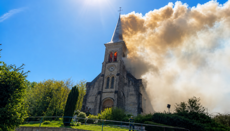 Flammen zerstörten katholische Kirche nahe Luxemburg