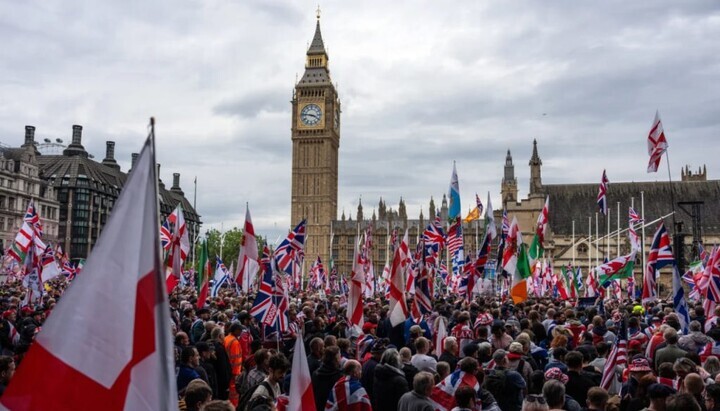 Großbritannien: Tausende demonstrieren gegen die Islamisierung des Landes