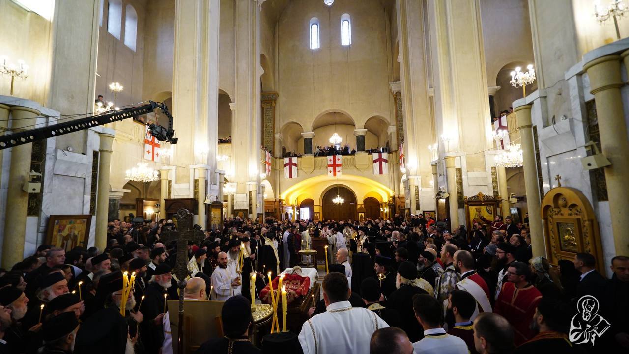 Beerdigung von Patriarch Ilia II. – Livestream фото 11