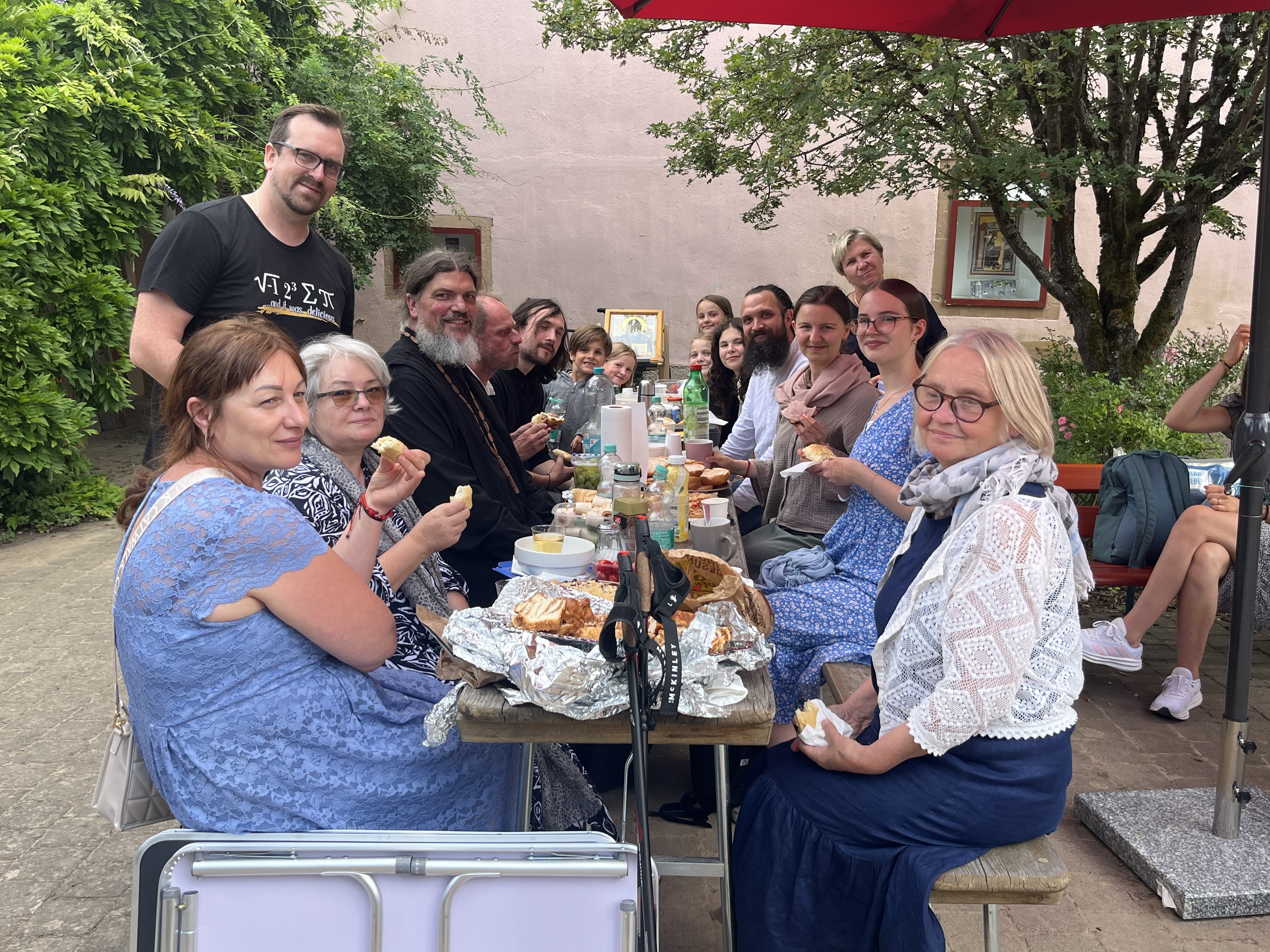 Mainzer Gemeinde beging Gedenktag des heiligen Disibod auf dem Disibodenberg - Foto 4