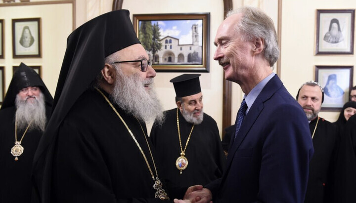 Patriarch Johannes und Geir Pedersen. Foto: antiochpatriarchate.org.