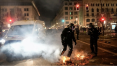 In Deutschland wird ein Feuerwerksverbot nach den Neujahrstragödien diskutiert