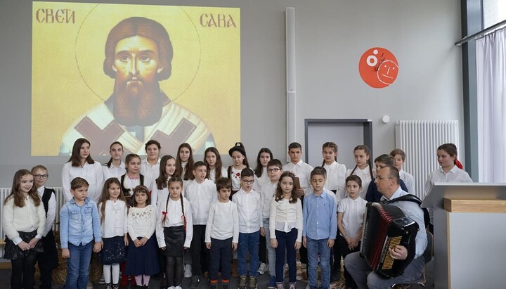In Dresden fand die erste Feier des Schulsakramentes und eine Veranstaltung zu Ehren von Heiligem Sava statt