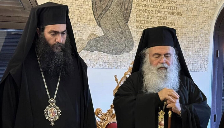 Metropolit Tychikos und Erzbischof Georg. Foto: philenews.com
