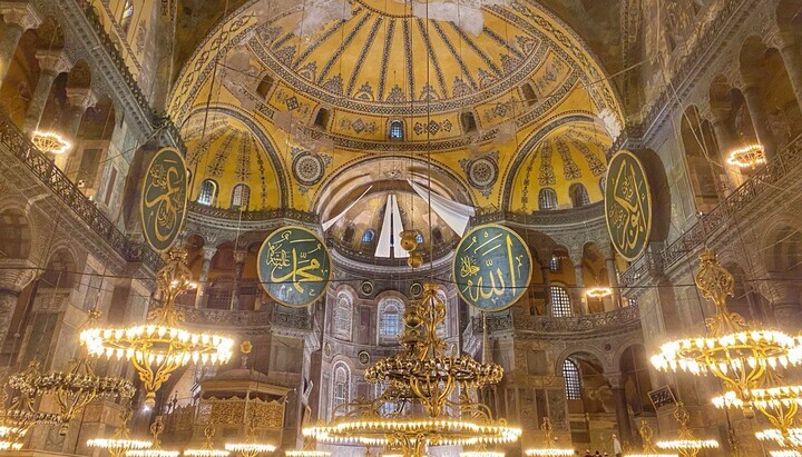 Erdogan: Vor fünf Jahren haben wir die Hagia Sophia von ihren Ketten befreit