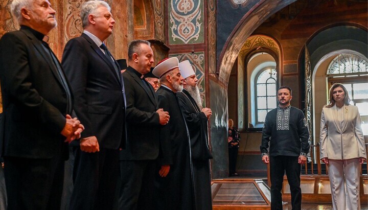 Veranstaltung in der Sophienkathedrale in Kiew unter Beteiligung der Familie Selenskyj. Foto: OKU