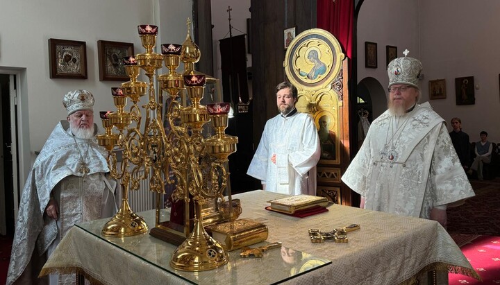 Erzbischof Tichon predigte in Berlin: „So wie die Apostel Christi Wachstum und Stärkung im Glauben brauchten, so brauchen auch wir Wachstum und Stärkung im Glauben, besonders in unseren Tagen voller Sorgen und Prüfungen.“ Foto: rokmp.de