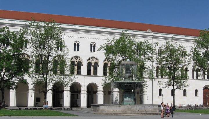 Die Ludwig-Maximilians-Universität München vermittelt theologische Zugänge zum Recht in verschiedenen konfessionellen Traditionen. Foto: Wikipedia
