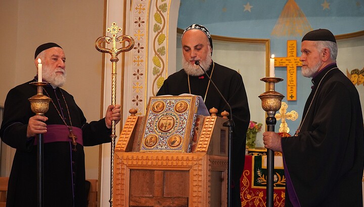 Metropolit Mor Philoxenus Mattias Nayis, geistliches Oberhaupt der Syrisch-Orthodoxen Kirche von Antiochien in Deutschland, sprach zum Festtag. Foto: Gemeinde