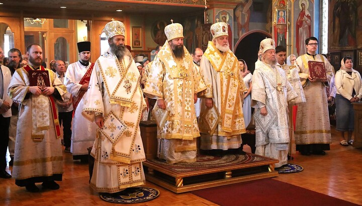 Neben dem Gottesdienst fand eine Prozession um die Kathedrale statt. Foto: Diözese