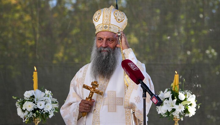 Patriarch Porfirije ermutigte die Gläubigen, trotz Widerständen den christlichen Weg zu gehen. Foto: spc.rs