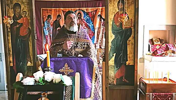 Priester Matthias Fröse aus Mainz predigte am Sonntag in Meisenheim. Foto: Screenshot YouTube