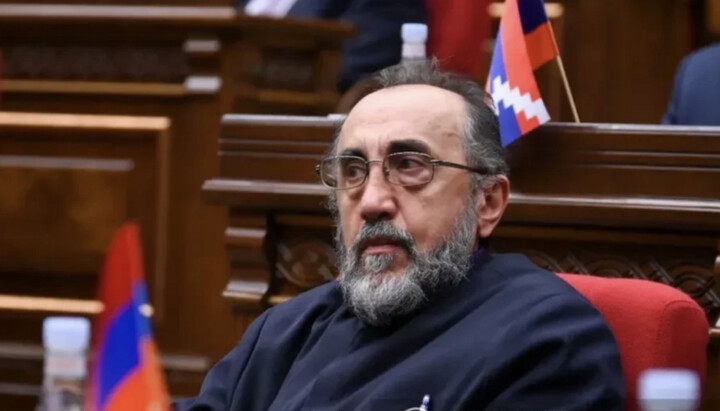 Erzbischof Mikael Adschapachjan. Foto: armenpress