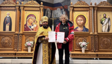 Die Stadt Köln überreichte der Gemeinde der Ukrainischen Orthodoxen Kirche eine Dankesurkunde