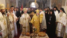 Metropolit Mark zelebrierte im serbischen Kloster Mileševo
