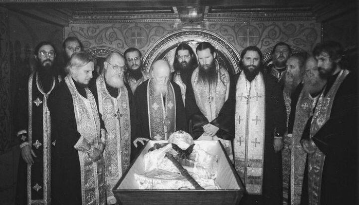 Heute gedenkt die Kirche der Auffindung der Reliquien des Heiligen Johannes von Shanghai