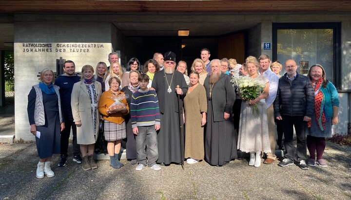 Erzbischof Tichon besuchte die russisch-orthodoxe Gemeinde in Lindau am Bodensee und feierte die Heilige Liturgie. Foto: Diözese