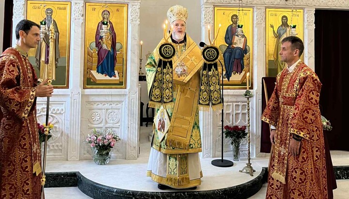 Metropolit Antonij, geistliches Oberhaupt der west- und mitteleuropäischen Diözese der Bulgarisch-Orthodoxen Kirche, bei der feierlichen Liturgie in der Kirche des Heiligen Johannes von Rila in London. Foto: Patriarchat