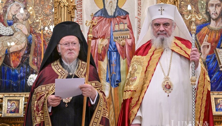 Patriarch Bartholomäus und Patriarch Daniel während des festlichen Empfangs in der Bukarester Patriarchalkathedrale – ein Symbol der brüderlichen Einheit zwischen Konstantinopel und Bukarest. Foto: ziarullumina.ro