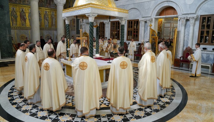 Patriarch Porfirije zelebrierte die Göttliche Liturgie in der Kirche des Heiligen Sava in der serbischen Hauptstadt. Foto: Patriarchat