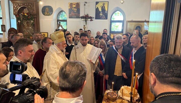 Metropolit Grigorije zelebrierte das Patronatsfest in der Frankfurter Lukas-Kirche und gedachte auch des heiligen Petrus von Cetinje. Foto: Eparchie