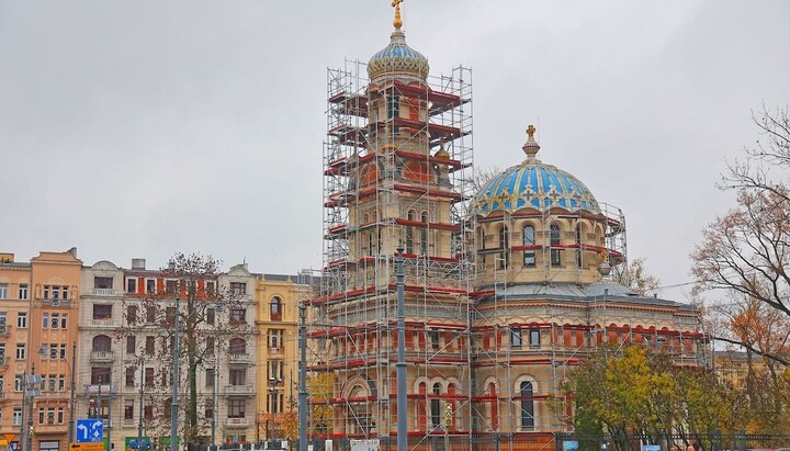 Alexander-Newski-Kathedrale in Łódź während Renovierung. Foto: 