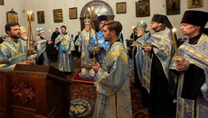 Göttliche Liturgie zum Fest der Kasaner Ikone in Berlin gefeiert