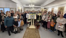 Bischof Irenei besuchte die junge Gemeinde in Rom mit der Gottesmutterikone