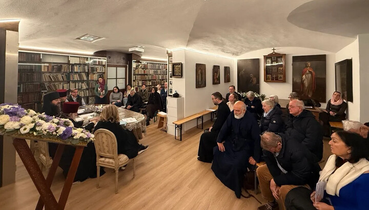 Bischof Irenei von London und Westeuropa besprach mit den Gemeindemitgliedern in Genf aktuelle Themen und leitete die Wahlen. Foto: Diözese