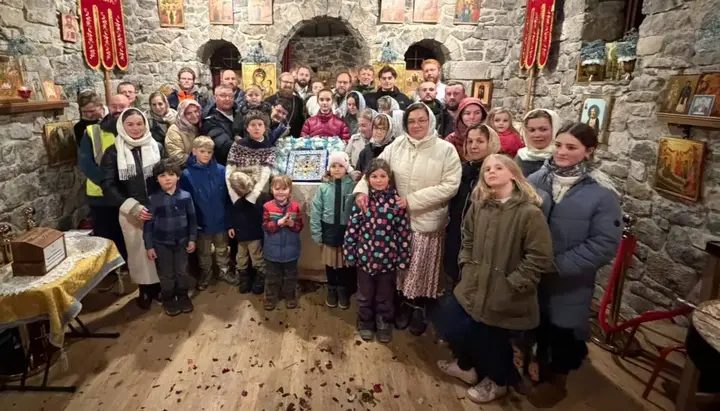 Die wundertätige Ikone der Mutter Gottes von Kursk wird in der russisch-orthodoxen Gemeinde Stradbally mit Gottesdiensten, Bittgebeten und Hausbesuchen verehrt. Foto: Diözese