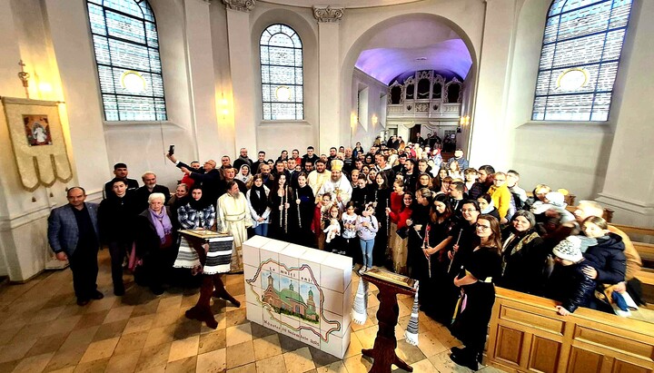 Bischof Sofian von Kronstadt bei der Feier zur Übergabe der neuen „St. Maria“-Kirche in Münster. Foto: Gemeinde