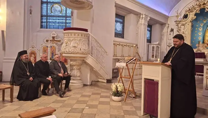 Gemeinde übernimmt die Kirche. Foto: mitropolia-ro