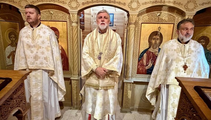 Metropolit Grigorije predigte in der Kirche des Heiligen Sava in Drvengrad. Foto: Metropolie