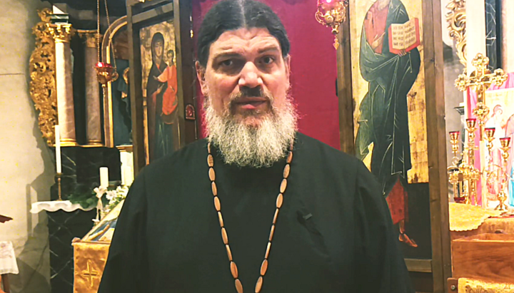 Priester Matthias Fröse betont im Video das Fasten als Weg der inneren Heilung und geistlichen Erneuerung. Foto: Screenshot YouTube