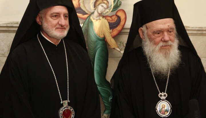 Erzbischof Ieronymos von Athen und ganz Griechenland und Erzbischof Elpidophoros von Amerika. Foto: orthodoxtimes