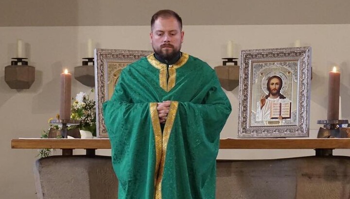 Während der Predigt erinnerte Priester Marko Radmilo an die geistliche Bedeutung des Weihnachtsfastens. Foto: Archivfoto Gemeinde
