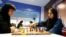 Katholische Bischöfe haben sich gegen ein Kopftuchverbot geäußert