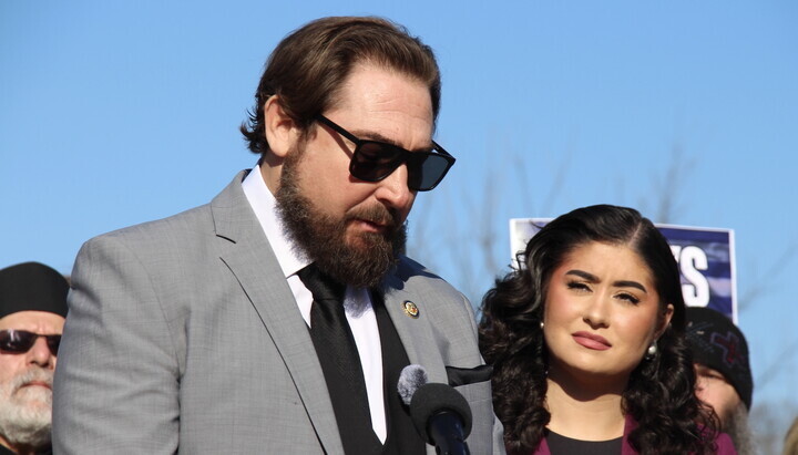 US-Kongressabgeordneter fordert Ende der Verfolgung von Christen und der UOK