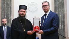 Kirchlicher Orden an Serbiens Präsident Aleksandar Vučić verliehen