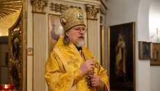 Metropolit Mark feierte Seelensamstag in der Kirche des heiligen Nikolaus