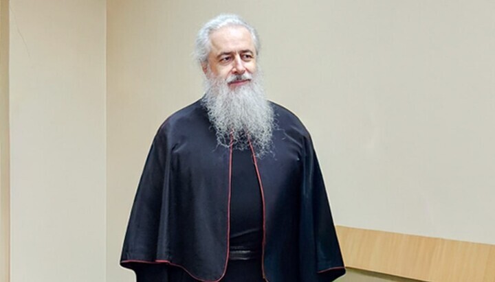 Griechische Medien: Freilassung des Met. Arsenij ist Ergebnis von Druck der USA