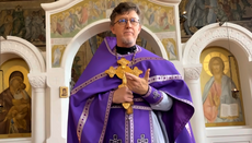 „Das Kreuz ist die Waffe seines Sieges über den Tod“