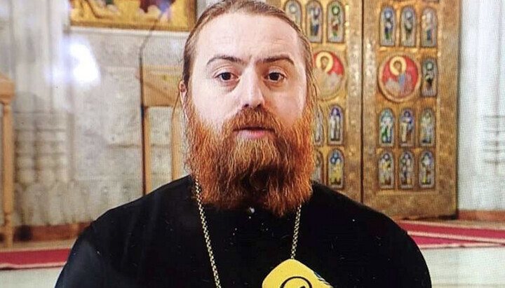 Es ist bekannt, ob Pat. Bartholomäus vor Beerdigung Liturgie zelebrieren wird