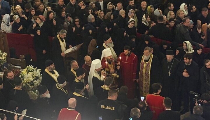 ROK-Delegation hält Litia für Pat. Ilia in Tifliser Dreifaltigkeitskirche ab