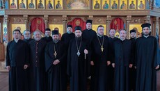 Bischof Justin leitet Liturgie und Priestertreffen in Rotterdam