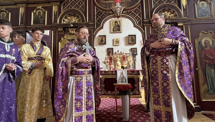 In Prag nahmen Gläubige Abschied von Patriarch Ilia II.